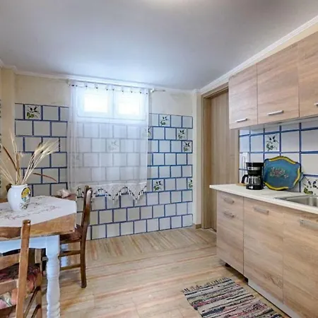 Feakia 2 阿齐欧斯·贡多斯