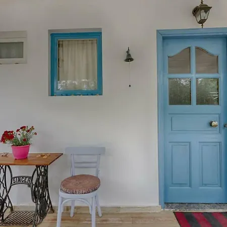 Εξοχικό σπίτι Feakia 2