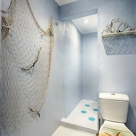 Feakia 2 Lantställe *