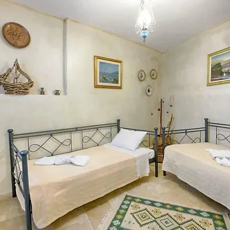 Feakia 2 Agios Gordios (Corfu)